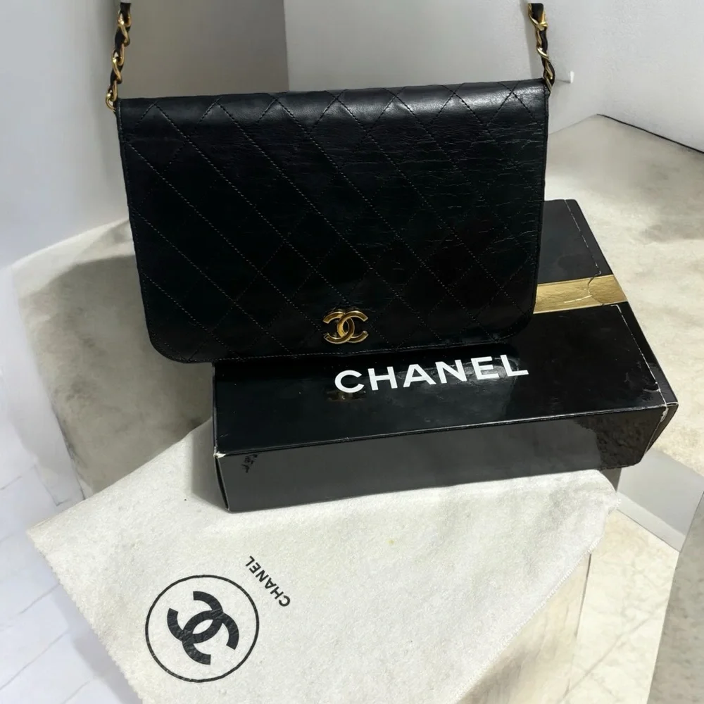 1989’ Vintage Black Lambskin Single Flap Shoulder Bag